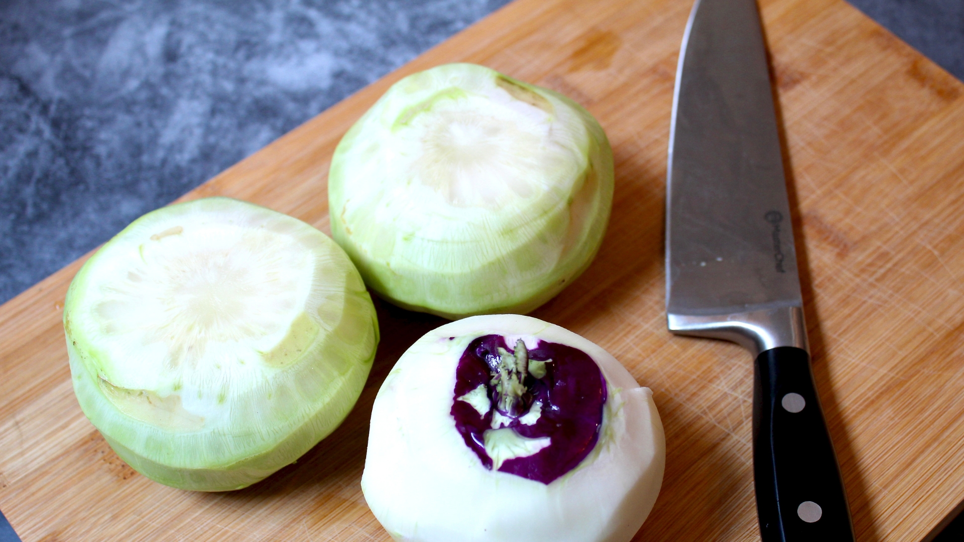 Wärmt Herz & Magen: So gelingt dir ein herzhafter Gemüse-Kohlrabi-Eintopf