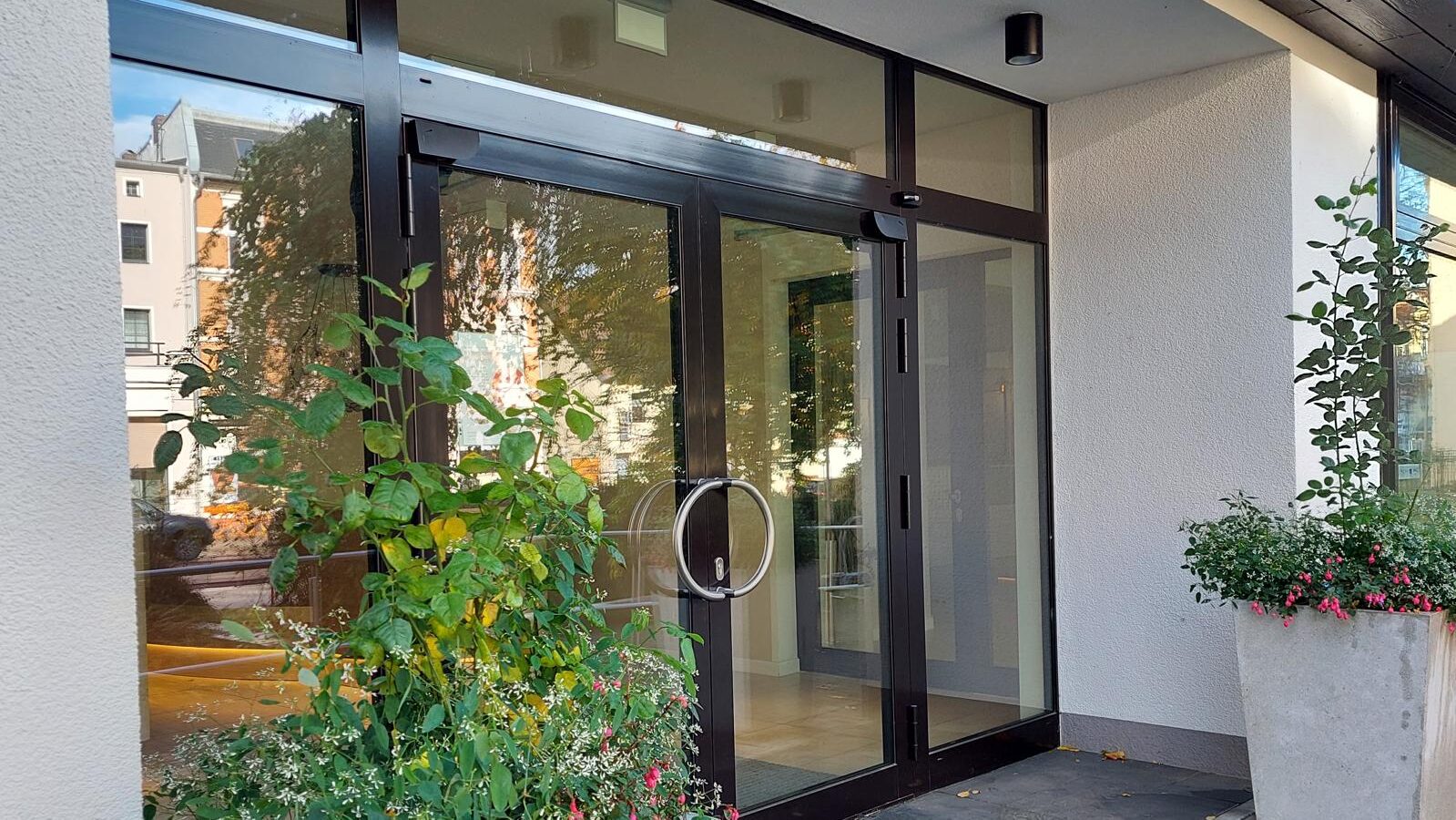 Forst feiert die Tuchmacher: Lesung mit Ina Brink bei den Nachtschwärmern