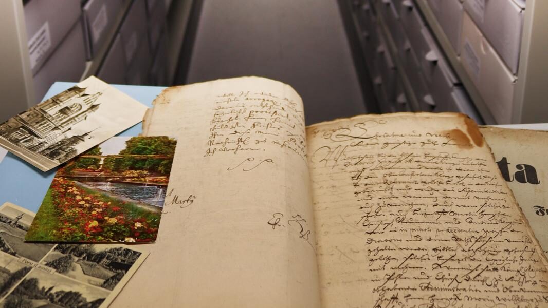 Neues Forster Stadtarchiv öffnet mit Führungen die Türen für alle